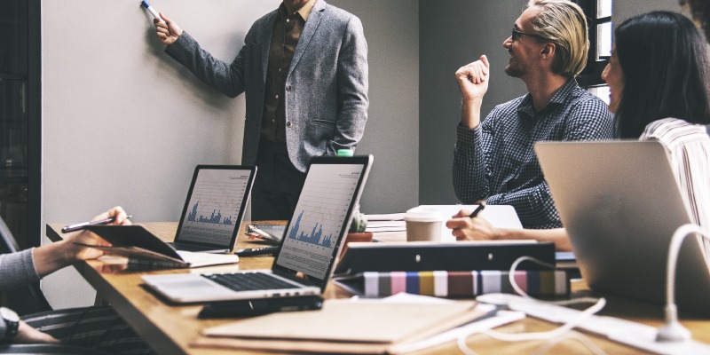¿Qué prácticas puedes seguir en la implementación de tu ERP?